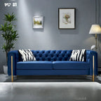 Canapé 3 places Chesterfield velours crème/bleu, capitonné, pieds dorés