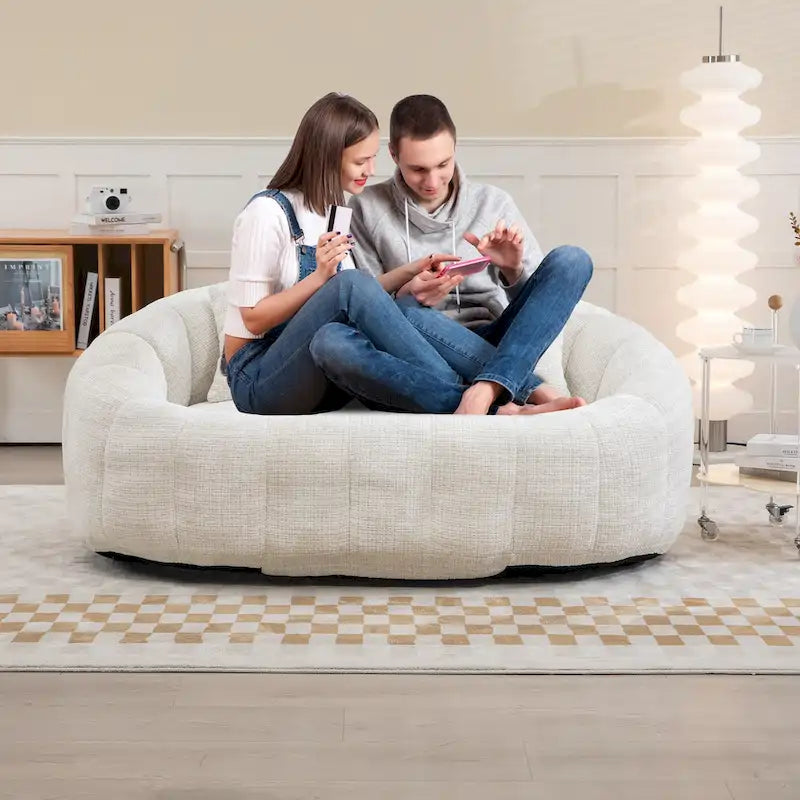 Causeuse longue beige en chenille à dossier haut – 2 places