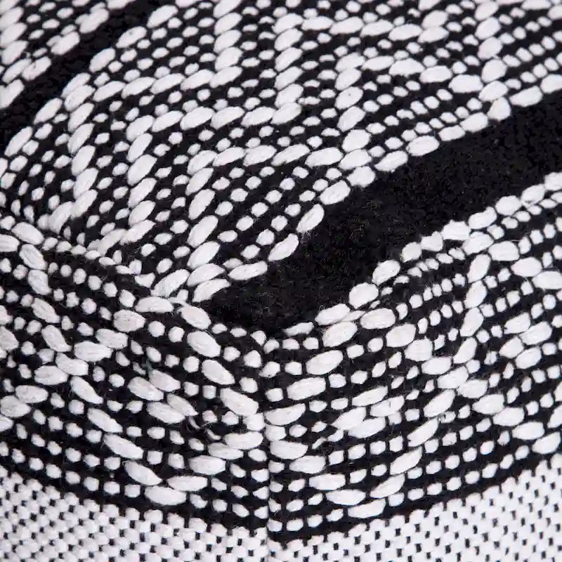 Pouf ottoman carré gris et ivoire / noir et ivoire, siège simple, 56 cm × 56 cm × 41 cm