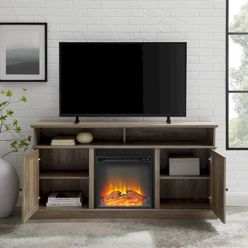Console TV de cheminée électrique style porte de grange 60 po, Chêne rustique / Blanc brossé / Gris délavé, Convient aux téléviseurs jusqu'à 65 po