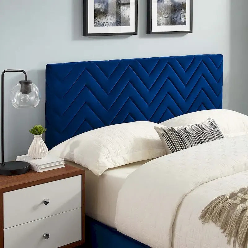 Lit Queen plateforme en velours capitonné à chevrons bleu / blanc / anthracite / rose – 1 personne